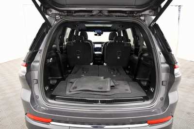 2024 Jeep Grand Cherokee L, $38999. Photo 7