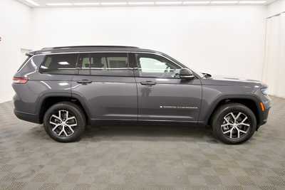 2024 Jeep Grand Cherokee L, $38999. Photo 9