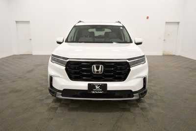 2025 Honda Pilot, $50499. Photo 10
