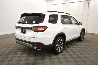 2025 Honda Pilot, $50499. Photo 7