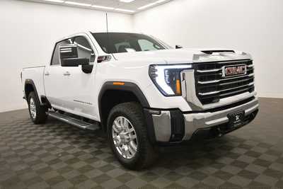 2024 GMC 2500 Crew Cab, $69999. Photo 10