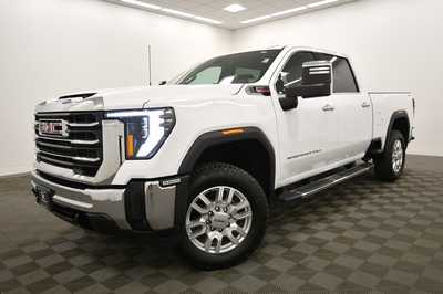 2024 GMC 2500 Crew Cab, $69999. Photo 2