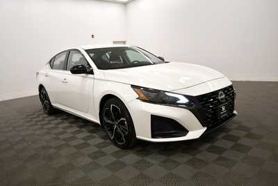 2023 Nissan Altima, $22199. Photo 9