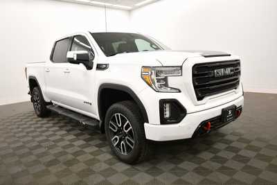 2019 GMC 1500 Crew Cab, $30999. Photo 10