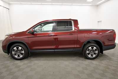 2019 Honda Ridgeline, $23799. Photo 4