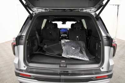 2024 Chevrolet Traverse, $49091. Photo 7