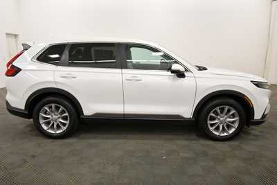 2023 Honda CR-V, $33936. Photo 9