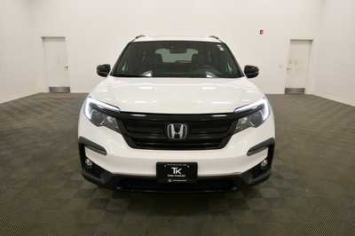 2022 Honda Pilot, $33999. Photo 11