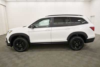 2022 Honda Pilot, $33999. Photo 4