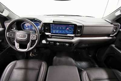 2023 GMC 1500 Crew Cab, $47499. Photo 3