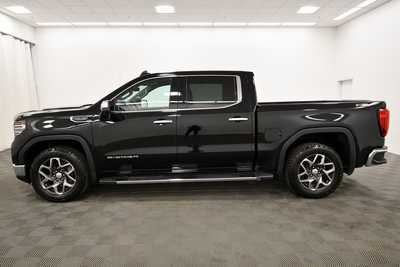 2023 GMC 1500 Crew Cab, $47499. Photo 4
