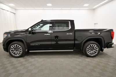 2023 GMC 1500 Crew Cab, $65999. Photo 4