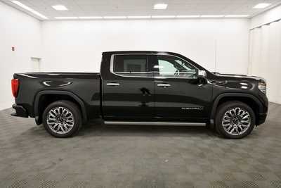 2023 GMC 1500 Crew Cab, $65999. Photo 9