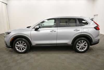 2023 Honda CR-V, $33999. Photo 4
