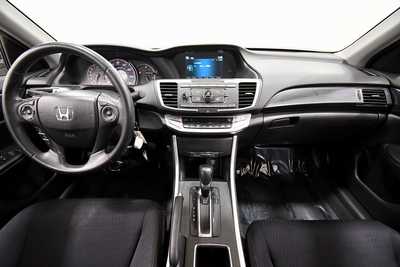 2015 Honda Accord, $12999. Photo 3