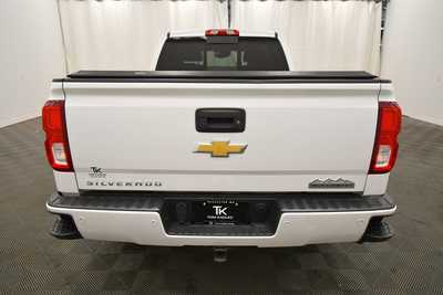 2017 Chevrolet 1500 Crew Cab, $30999. Photo 6