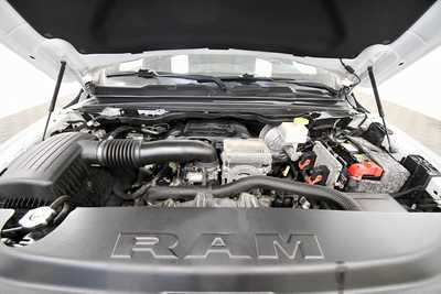 2019 RAM 1500 Crew Cab, $41999. Photo 12