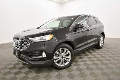2019 Ford Edge, $15999. Photo 2