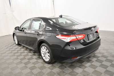 2019 Toyota Camry, $22999. Photo 5