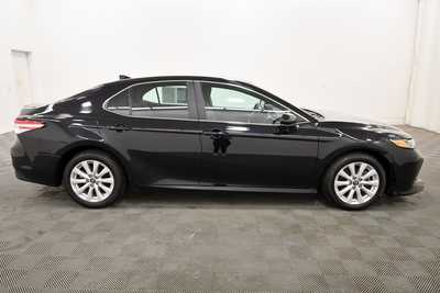 2019 Toyota Camry, $22999. Photo 8