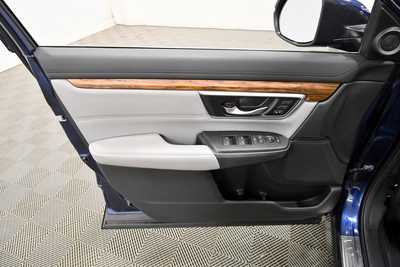 2018 Honda CR-V, $18999. Photo 12