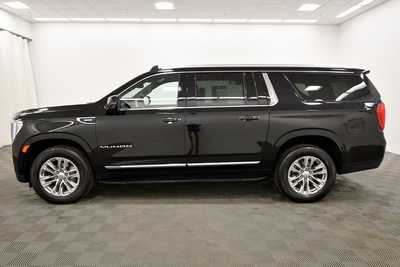 2023 GMC Yukon XL, $65999. Photo 4