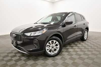 2023 Ford Escape, $22999. Photo 2