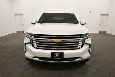 2022 Chevrolet Suburban, $57999. Photo 11