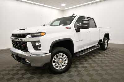 2023 Chevrolet 2500 Crew Cab, $43999. Photo 2