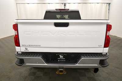 2023 Chevrolet 2500 Crew Cab, $43999. Photo 6