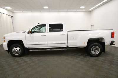2018 Chevrolet 3500 Crew Cab, $32999. Photo 4