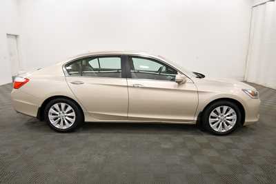 2013 Honda Accord, $12999. Photo 8