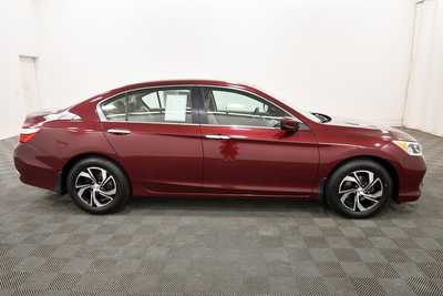 2017 Honda Accord, $14999. Photo 8