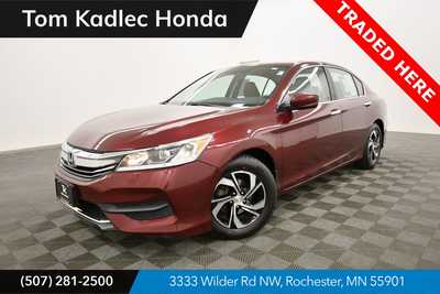 2017 Honda Accord, $14999. Photo 1