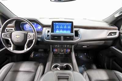 2022 Chevrolet Suburban, $49999. Photo 3