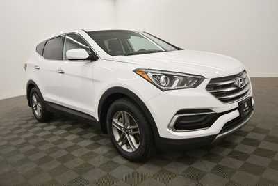 2017 Hyundai Santa Fe, $9995. Photo 10
