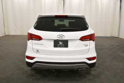 2017 Hyundai Santa Fe, $9995. Photo 6