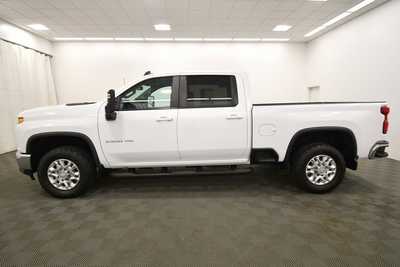 2020 Chevrolet 2500 Crew Cab, $44999. Photo 4