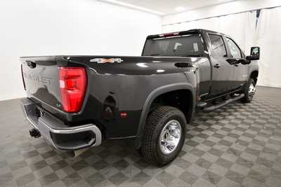 2022 Chevrolet 3500 Crew Cab, $53999. Photo 8