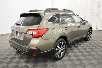 2018 Subaru Outback, $21472. Photo 8