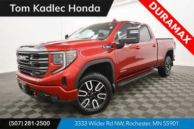 2022 GMC 1500 Crew Cab, $50399. Photo 1