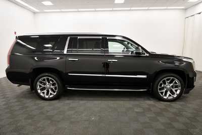 2020 Cadillac Escalade ESV, $36997. Photo 9