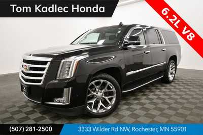 2020 Cadillac Escalade ESV, $36997. Photo 1
