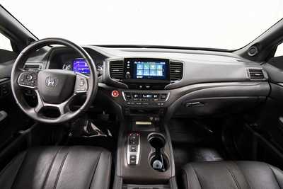 2022 Honda Passport, $32497. Photo 3