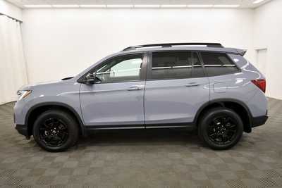 2022 Honda Passport, $32497. Photo 4