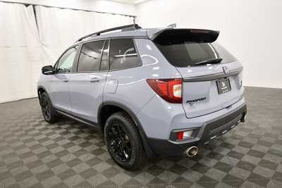 2022 Honda Passport, $32497. Photo 5