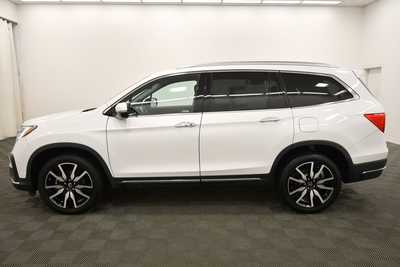 2020 Honda Pilot, $28799. Photo 4