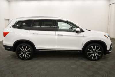 2020 Honda Pilot, $28799. Photo 9