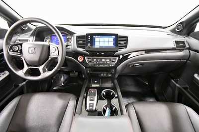 2024 Honda Passport, $43999. Photo 3
