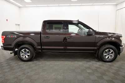 2020 Ford F150 Crew Cab, $31999. Photo 9